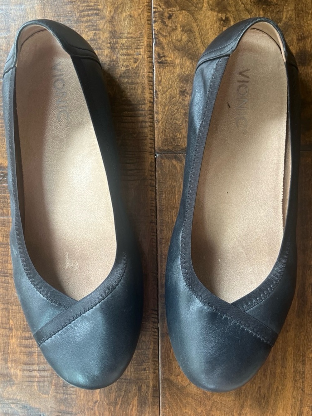 Vionic Caroll black leather confort ballet flats Sz. 10